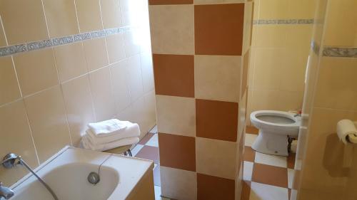 Hotel Royal Alessandria Bagian luar foto
